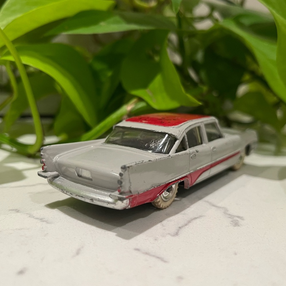 Dinky Toys 192 De Soto Fireflite (with windows).